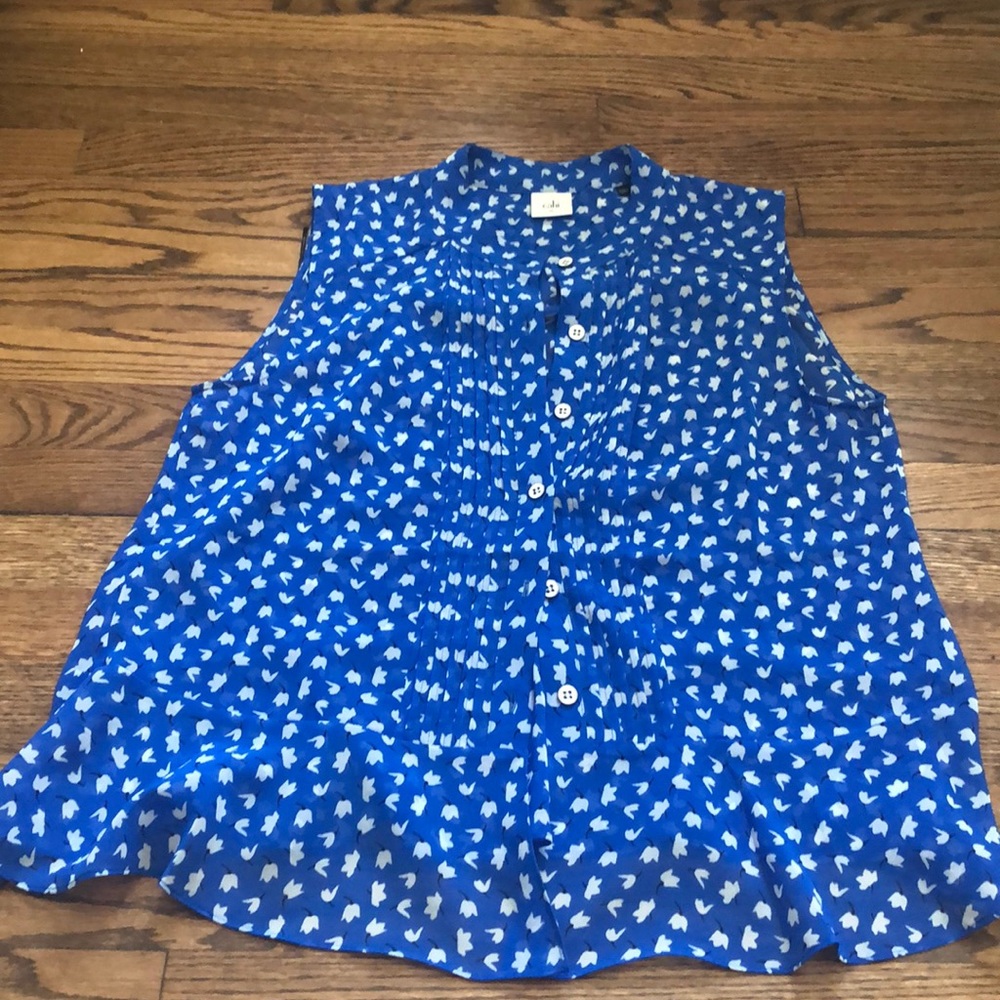 Cabi top
